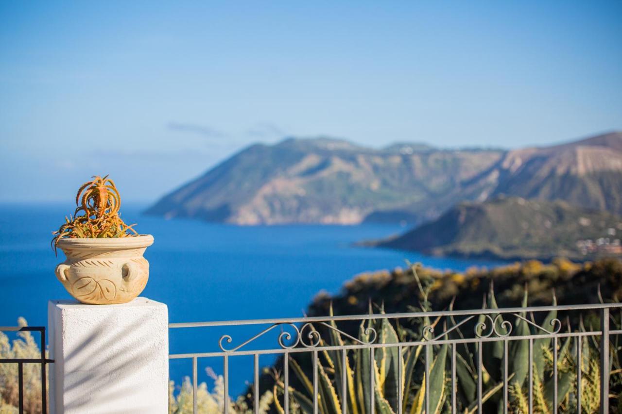 B&B Villa Maristella Lipari  Luaran gambar