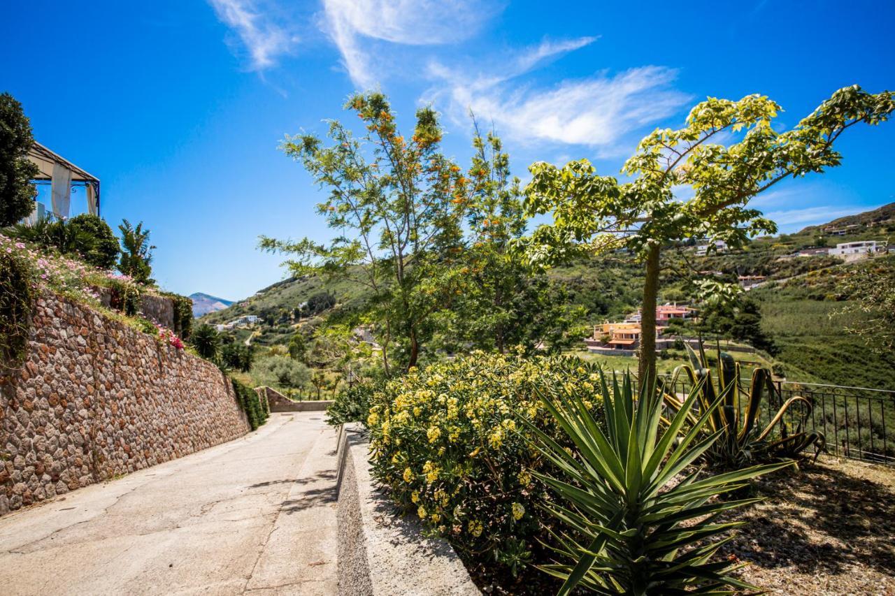 B&B Villa Maristella Lipari  Luaran gambar