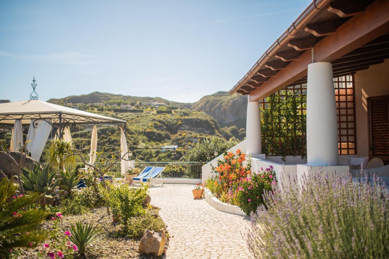 B&B Villa Maristella Lipari  Luaran gambar