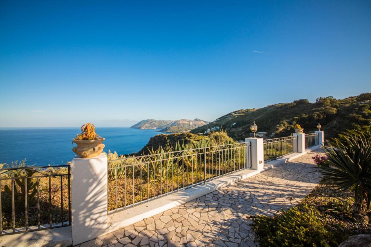 B&B Villa Maristella Lipari  Luaran gambar