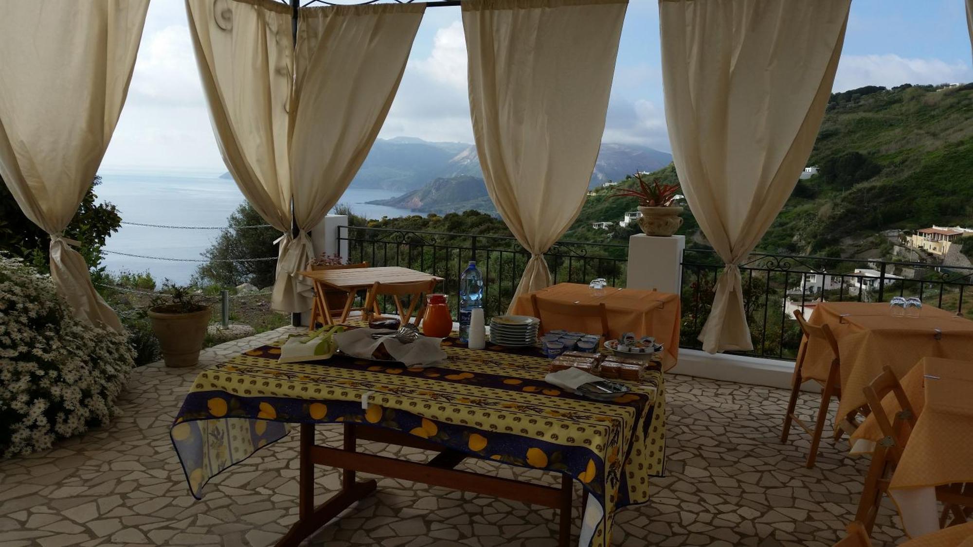 B&B Villa Maristella Lipari  Luaran gambar